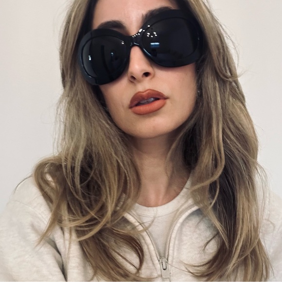 Authentic Vintage Salvatore Ferragamo Black Oversized Oval Sunglasses - Picture 5 of 13